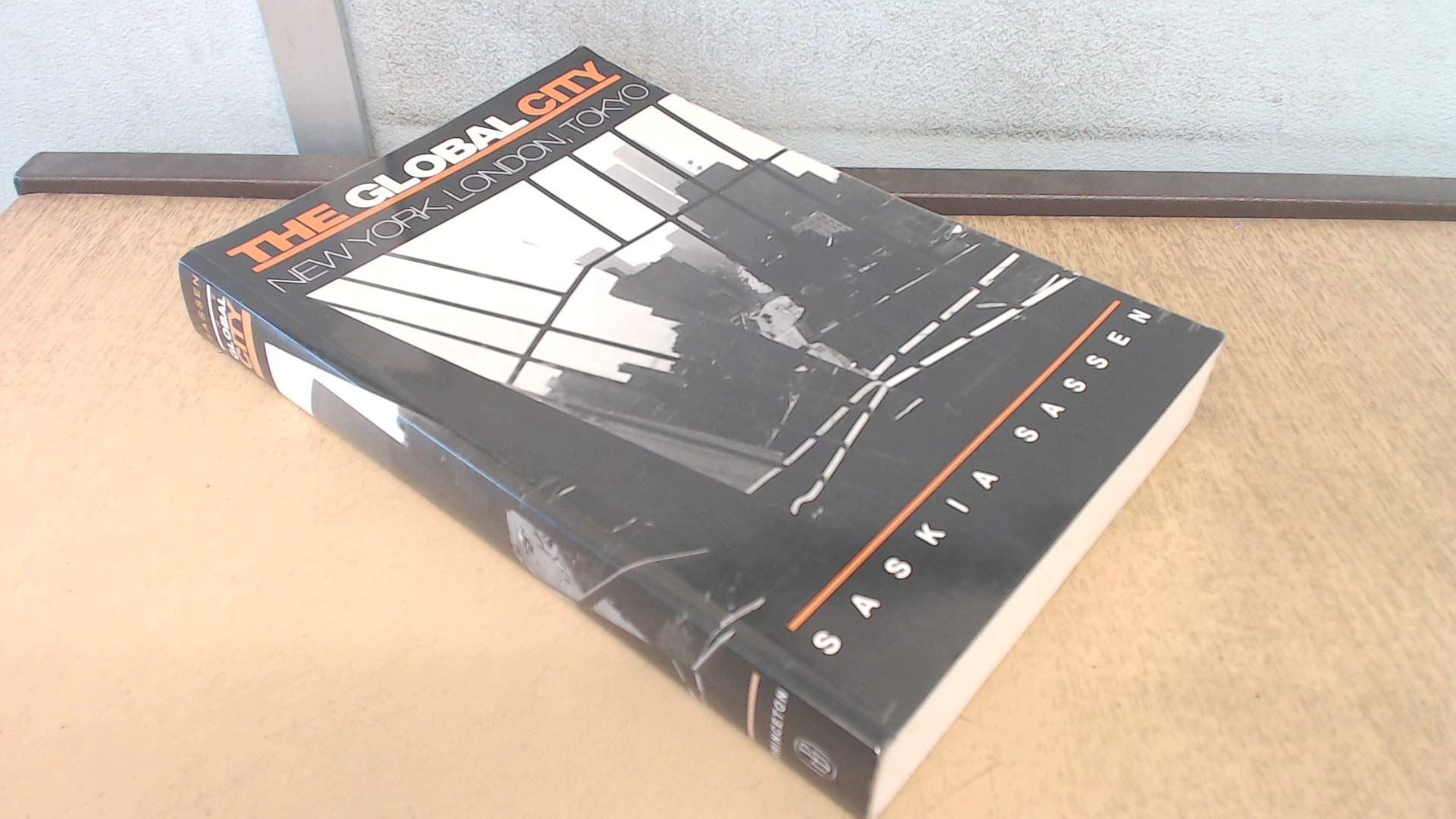 グローバル資本主義と〈放逐〉の論理 不可視化されゆく人々と空間  /明石書店/サスキア・サッセン（単行本） グロ－バル資本主義と〈放逐〉の論理 / サッセン，サスキア【著